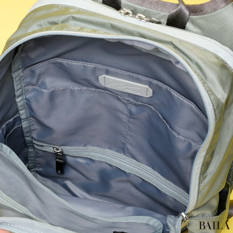 ダブルアンド デイナイト　Moltern ラウンドリュック　メインスペース